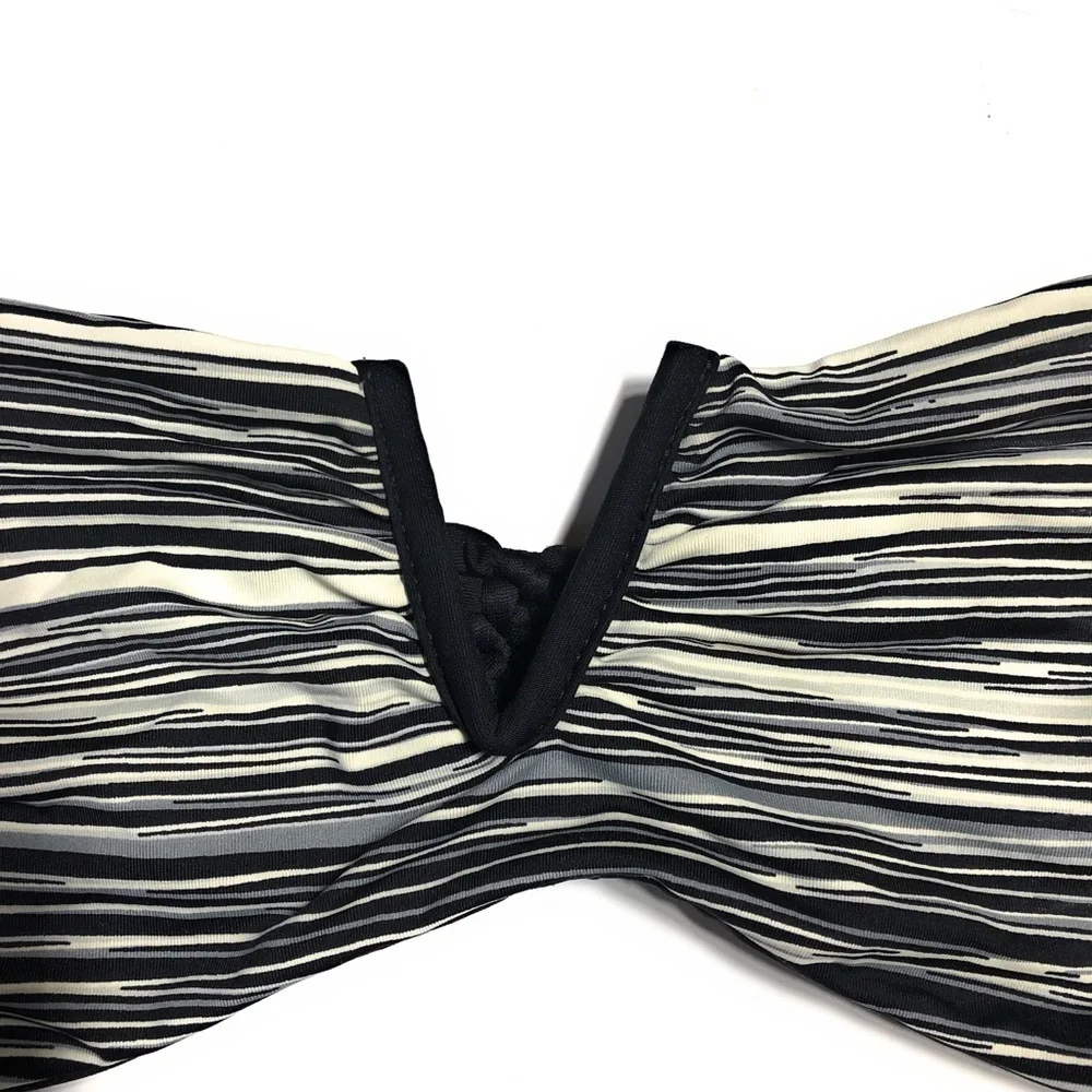 Frankie’s Bikinis Willow Bandeau‎ Bikini Top